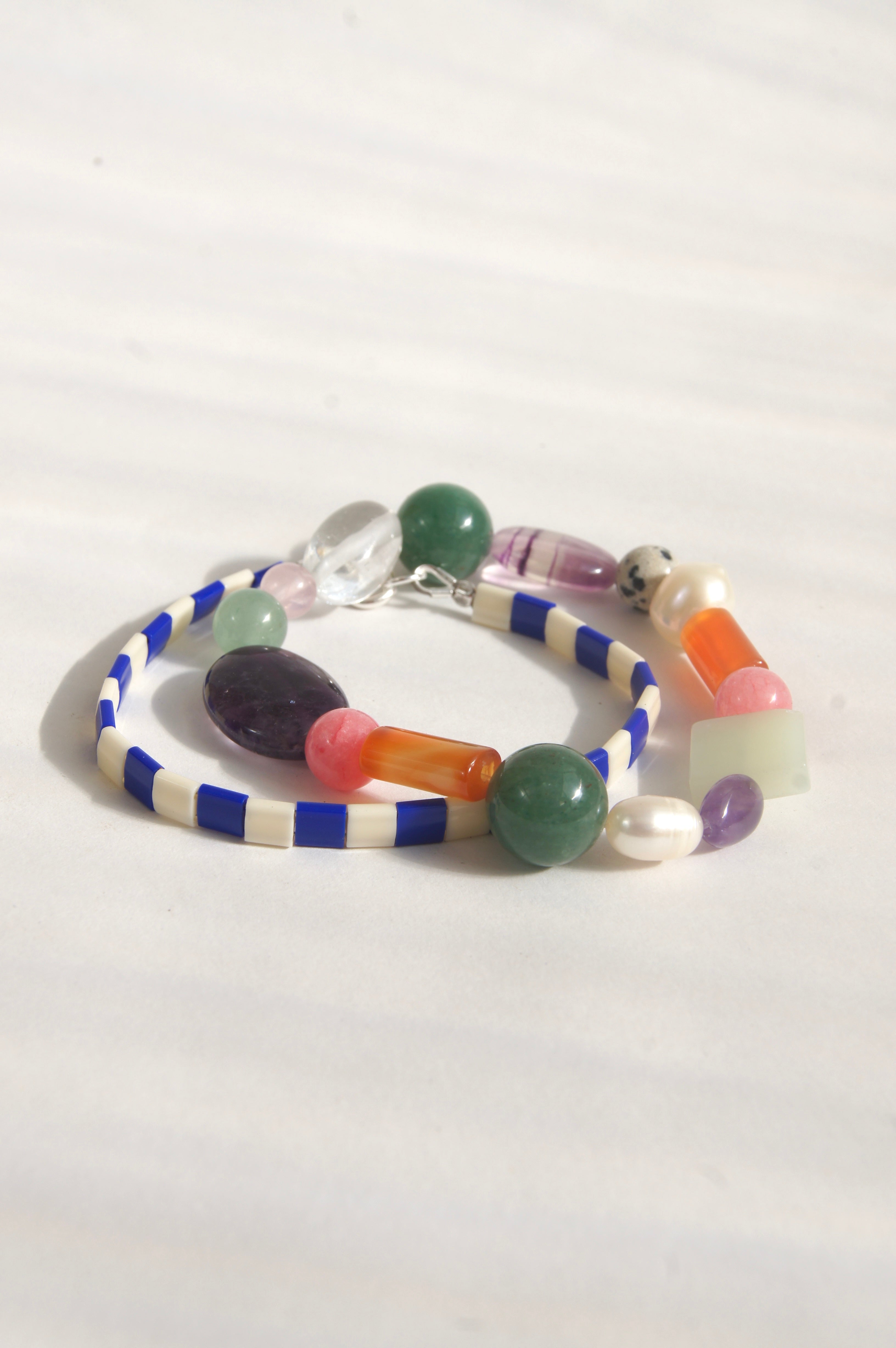 SCHMUCK – Petit Mai