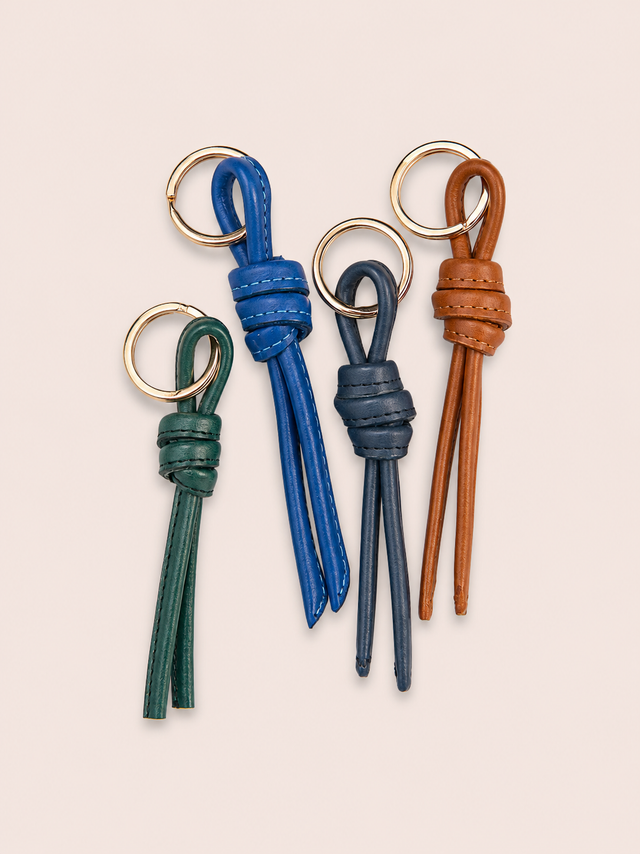 KNOT KEYCHAIN