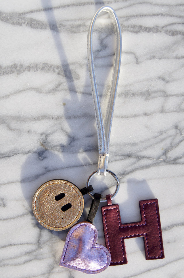 SCHLÜSSELBUND TWINKLE SILBER MIT PERSÖNLICHEM BUCHSTABEN