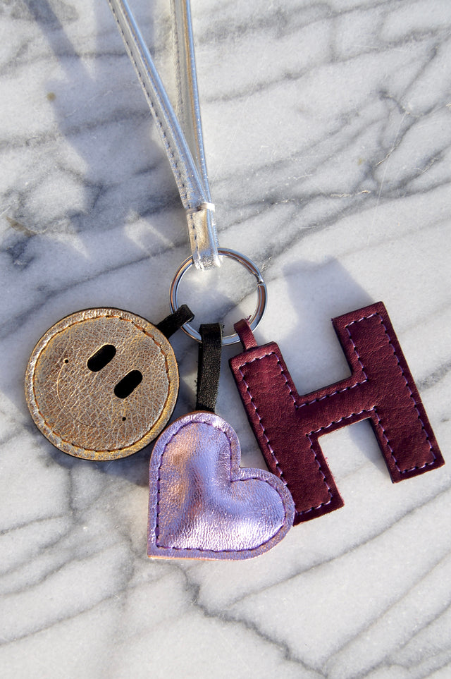 SCHLÜSSELBUND TWINKLE SILBER MIT PERSÖNLICHEM BUCHSTABEN