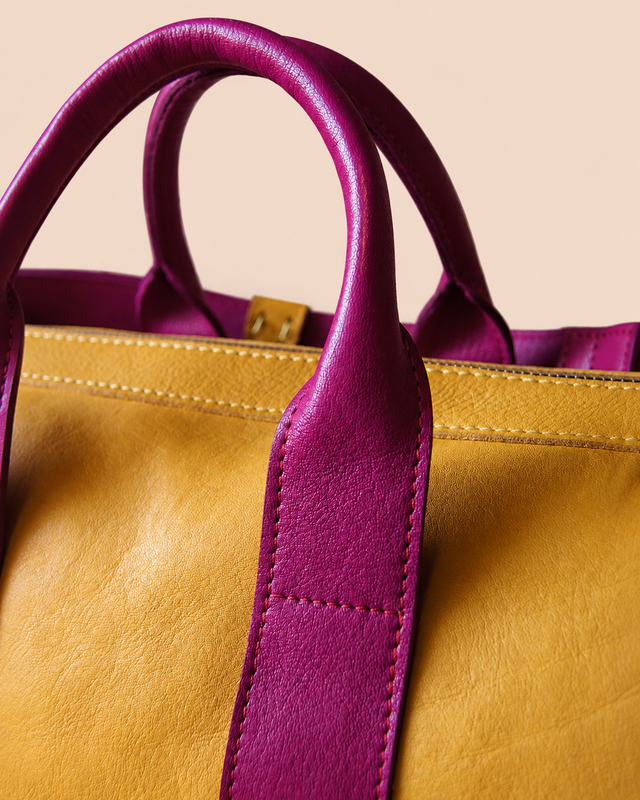 DUFFEL BAG