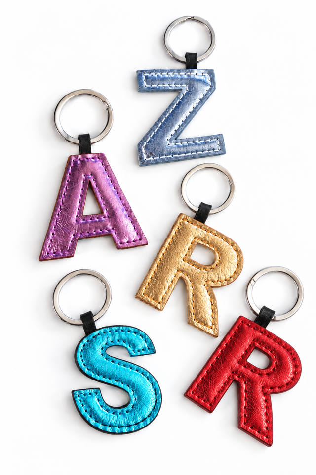 SINGLE LETTER KEYCHAIN GLITTER