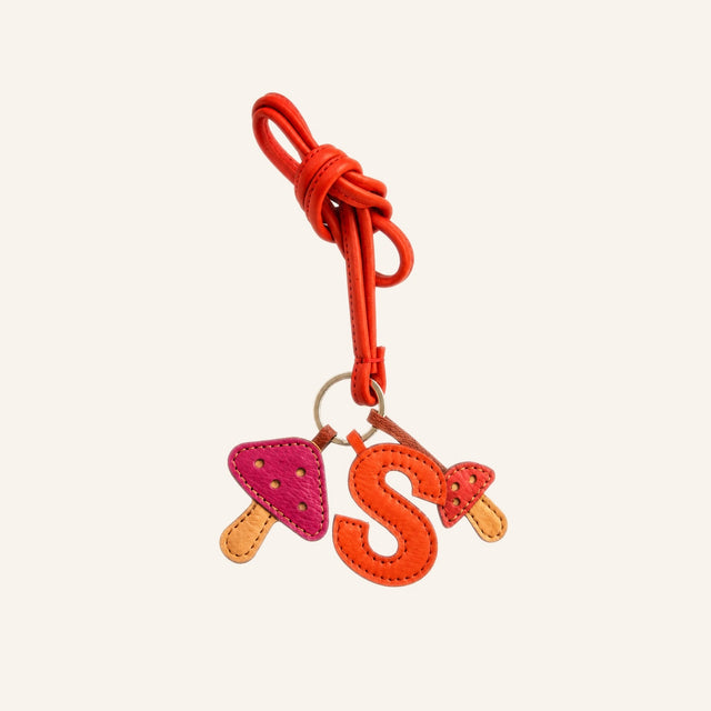 MUSHROOM AND LETTER KEYCHAIN